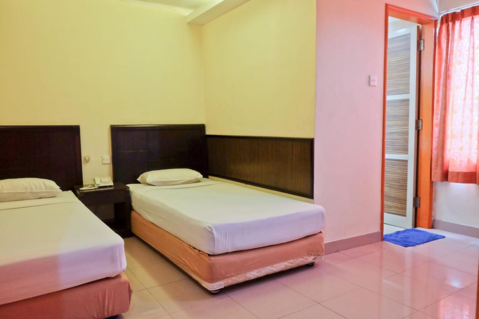 Plaza Hotel Harco Mangga Dua Yakarta Exterior foto