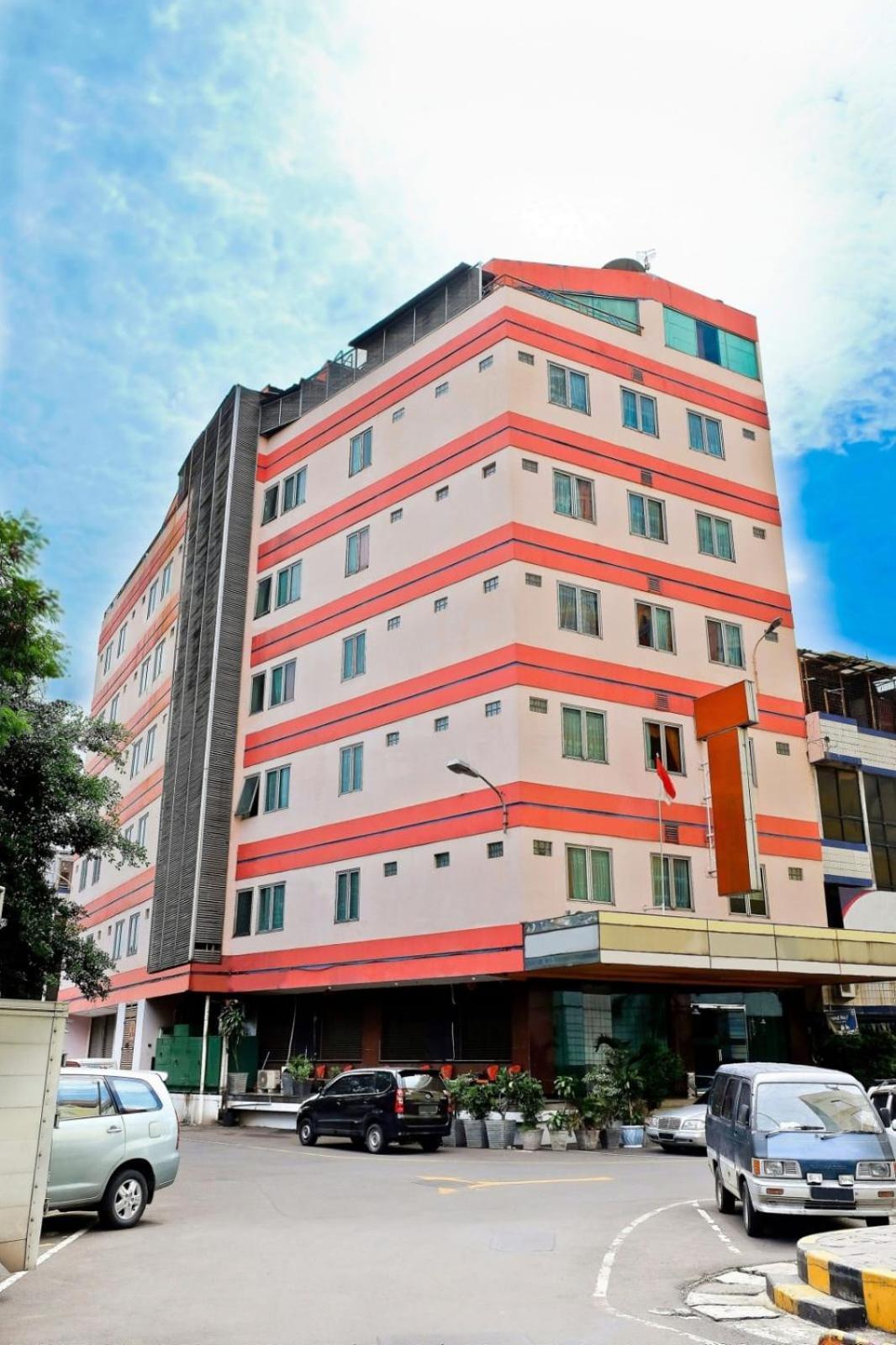 Plaza Hotel Harco Mangga Dua Yakarta Exterior foto