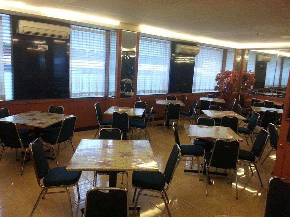 Plaza Hotel Harco Mangga Dua Yakarta Exterior foto