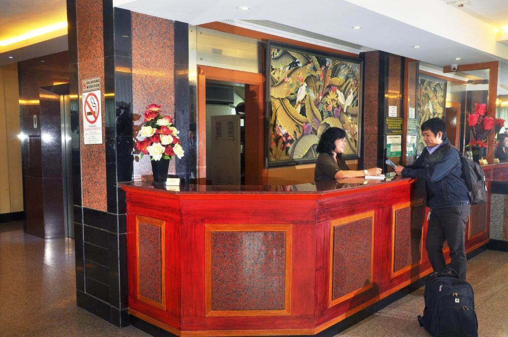 Plaza Hotel Harco Mangga Dua Yakarta Exterior foto