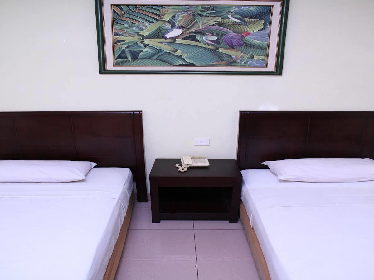 Plaza Hotel Harco Mangga Dua Yakarta Exterior foto